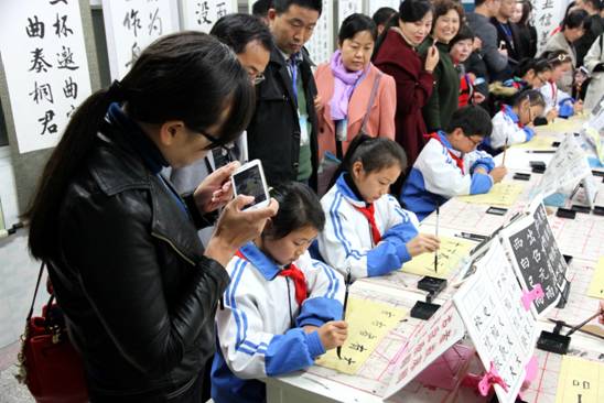 乡村学校少年宫观摩交流活动在南郑区举行.jpg