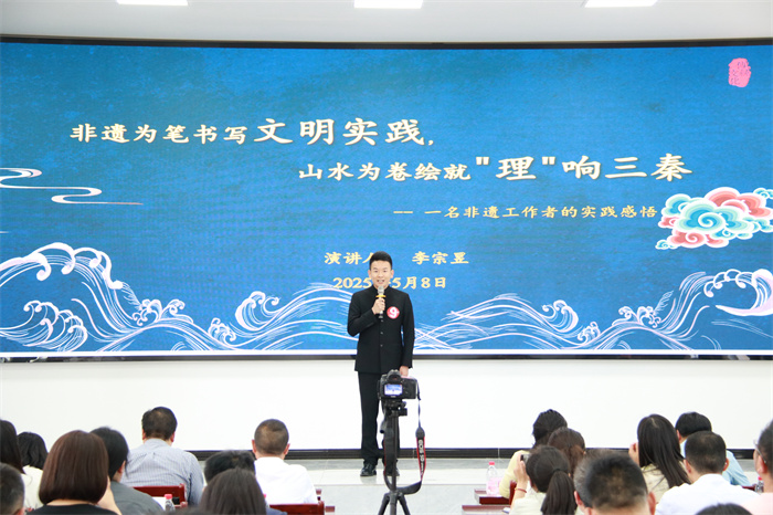 李宗昱.jpg 李宗昱.jpg