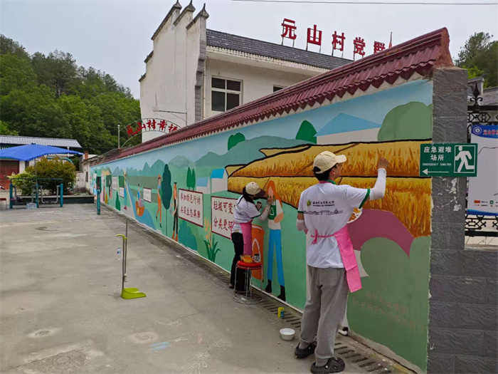 活动照片 (4).jpg 活动照片 (4).jpg